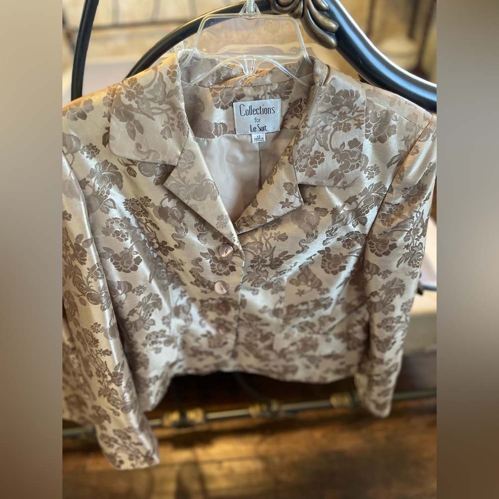 Le Suit shirt set worn twice